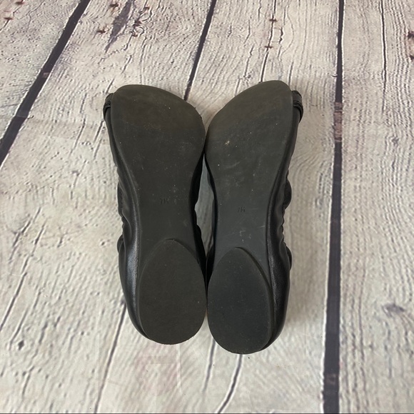 Tory Burch Black and Gold Ambrose Ballet Flats 7 - Picture 8 of 12